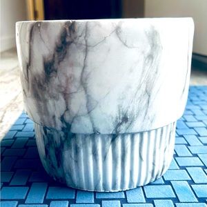 Three Hands Marble Look Planter NWT